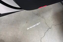 valkoinen Audi RS e-tron GT 2022 kuva 6.