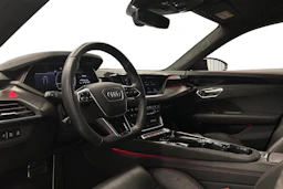 musta Audi RS e-tron GT 2022 kuva 6.