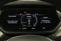 musta Audi RS e-tron GT 2022 kuva 23.