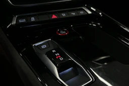 musta Audi RS e-tron GT 2022 kuva 35.