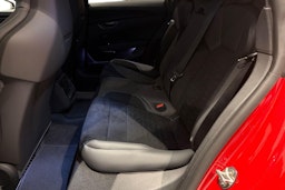 punainen Audi RS e-tron GT 2025 kuva 8.