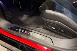 punainen Audi RS e-tron GT 2025 kuva 13.