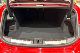 punainen Audi RS e-tron GT 2025 kuva 22.