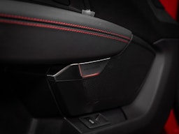 punainen Audi RS e-tron GT 2025 kuva 28.