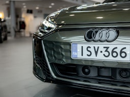 vihreä Audi RS e-tron GT 2025 kuva 7.