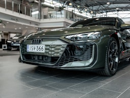 vihreä Audi RS e-tron GT 2025 kuva 8.