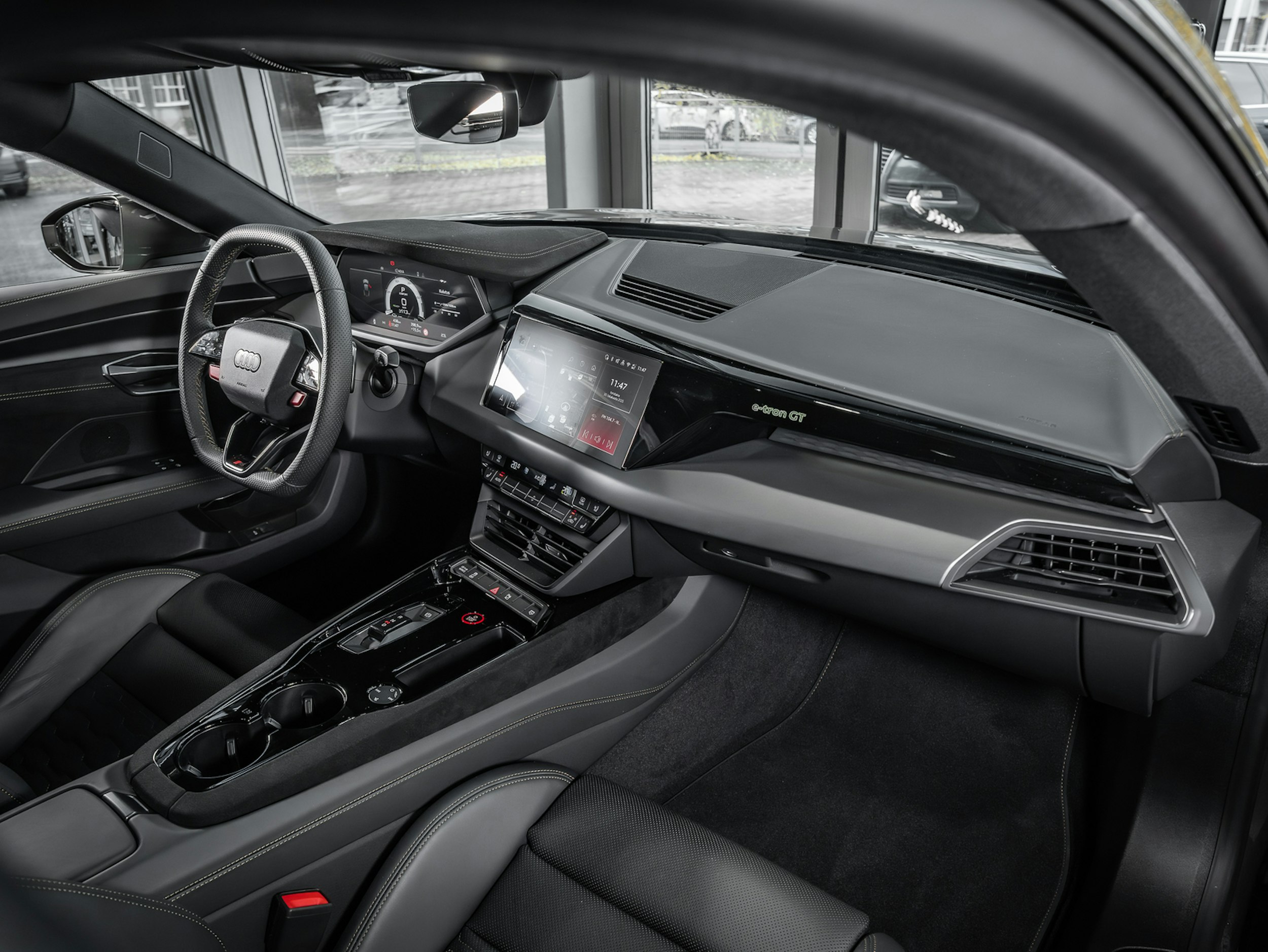 vihreä Audi RS e-tron GT 2025 kuva 15.