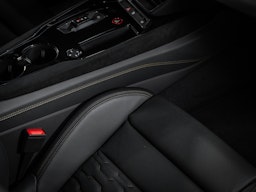 vihreä Audi RS e-tron GT 2025 kuva 18.