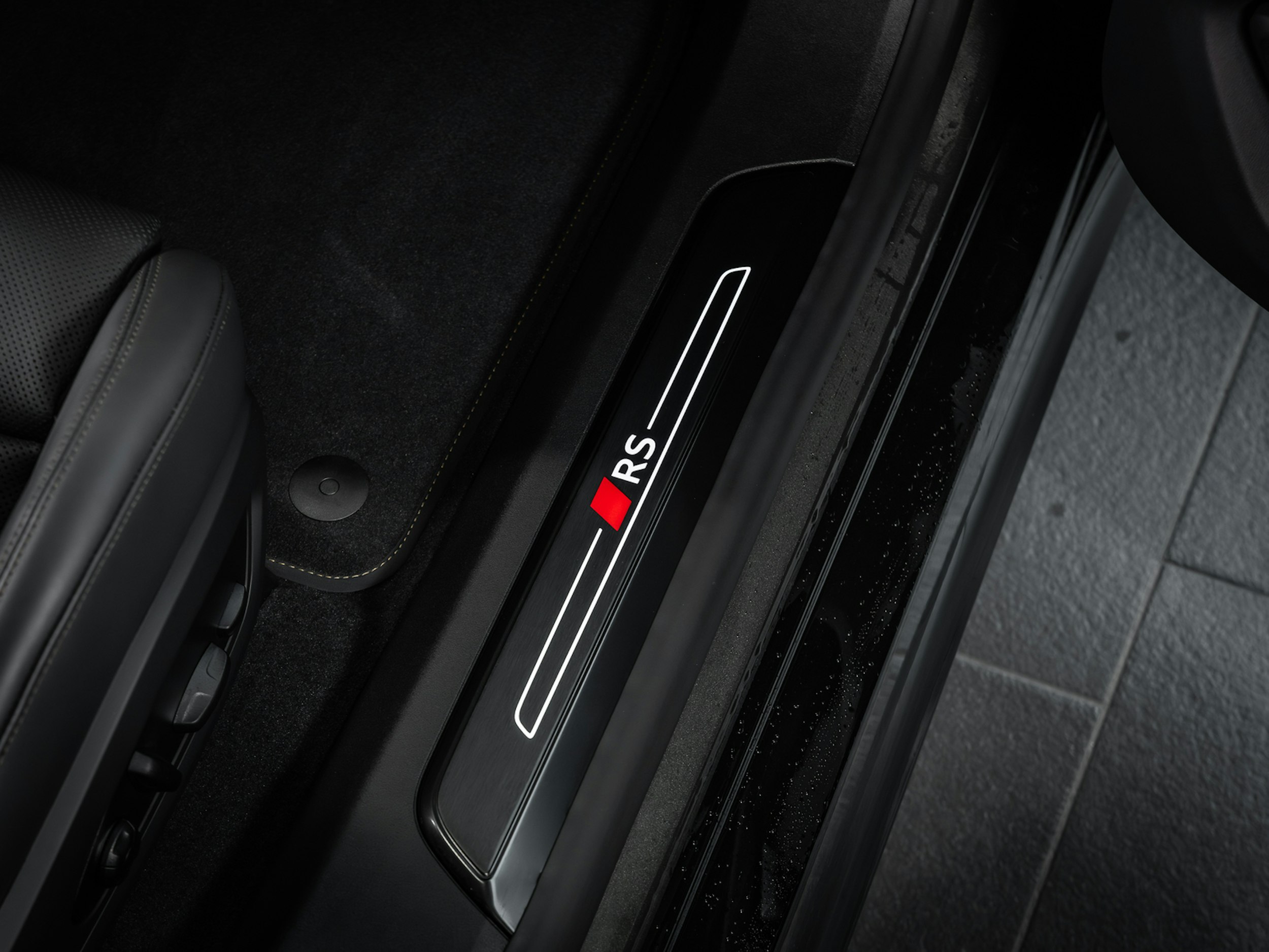 vihreä Audi RS e-tron GT 2025 kuva 19.