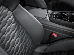 vihreä Audi RS e-tron GT 2025 kuva 22.