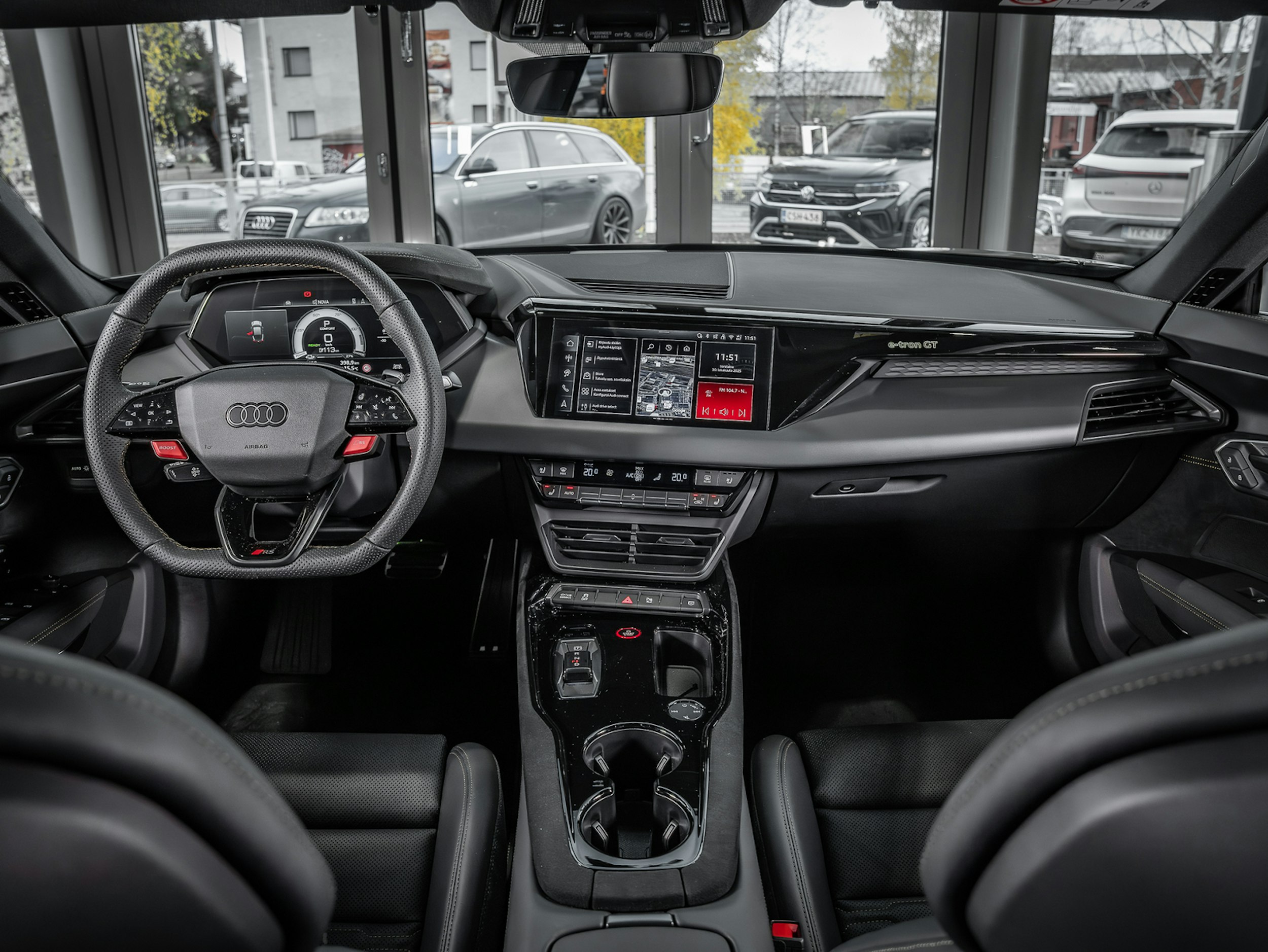 vihreä Audi RS e-tron GT 2025 kuva 32.