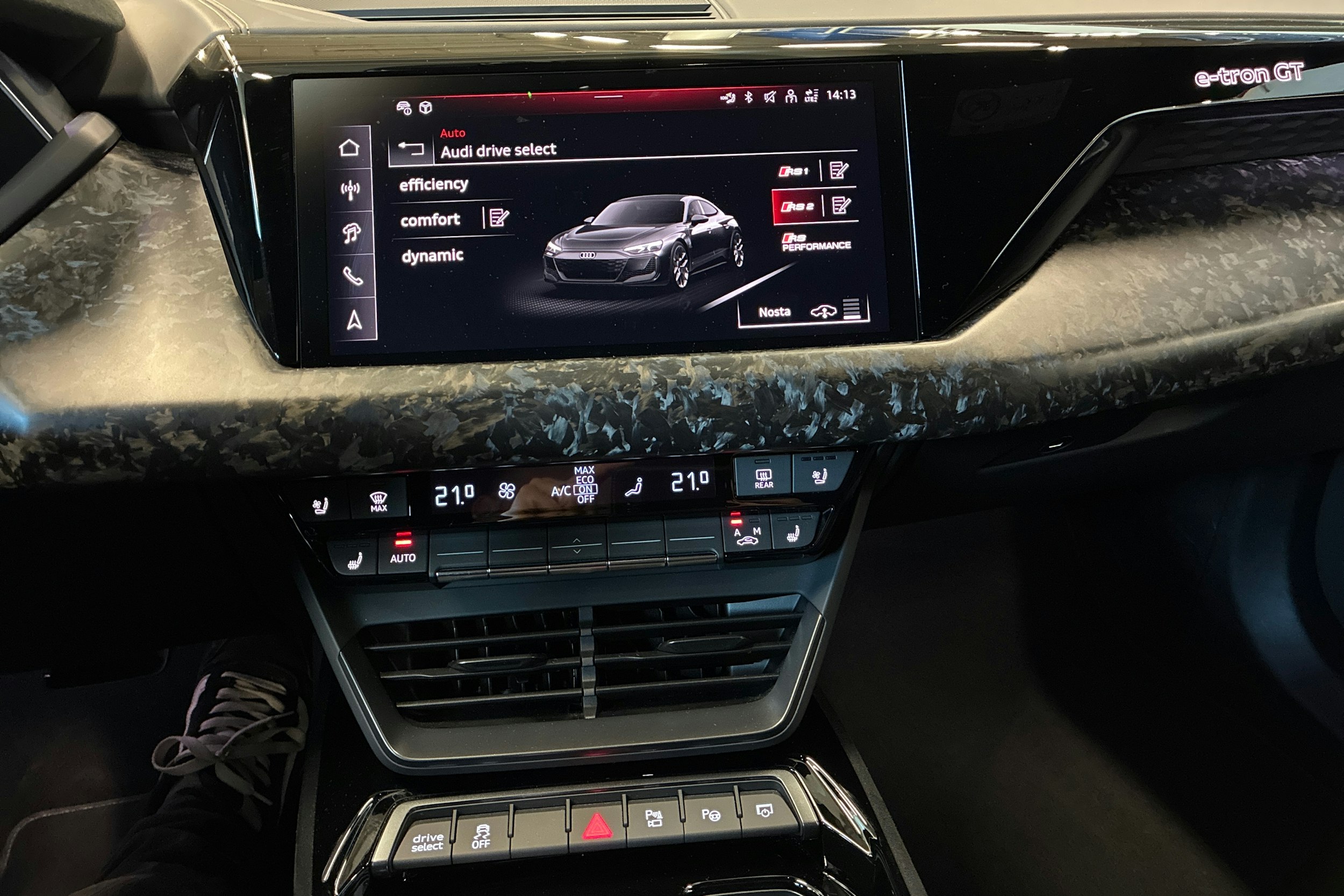 harmaa Audi RS e-tron GT 2025 kuva 12.