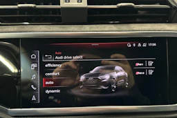 harmaa Audi RS Q3 2022 kuva 28.