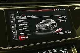 met. musta Audi RS Q8 2025 kuva 26.