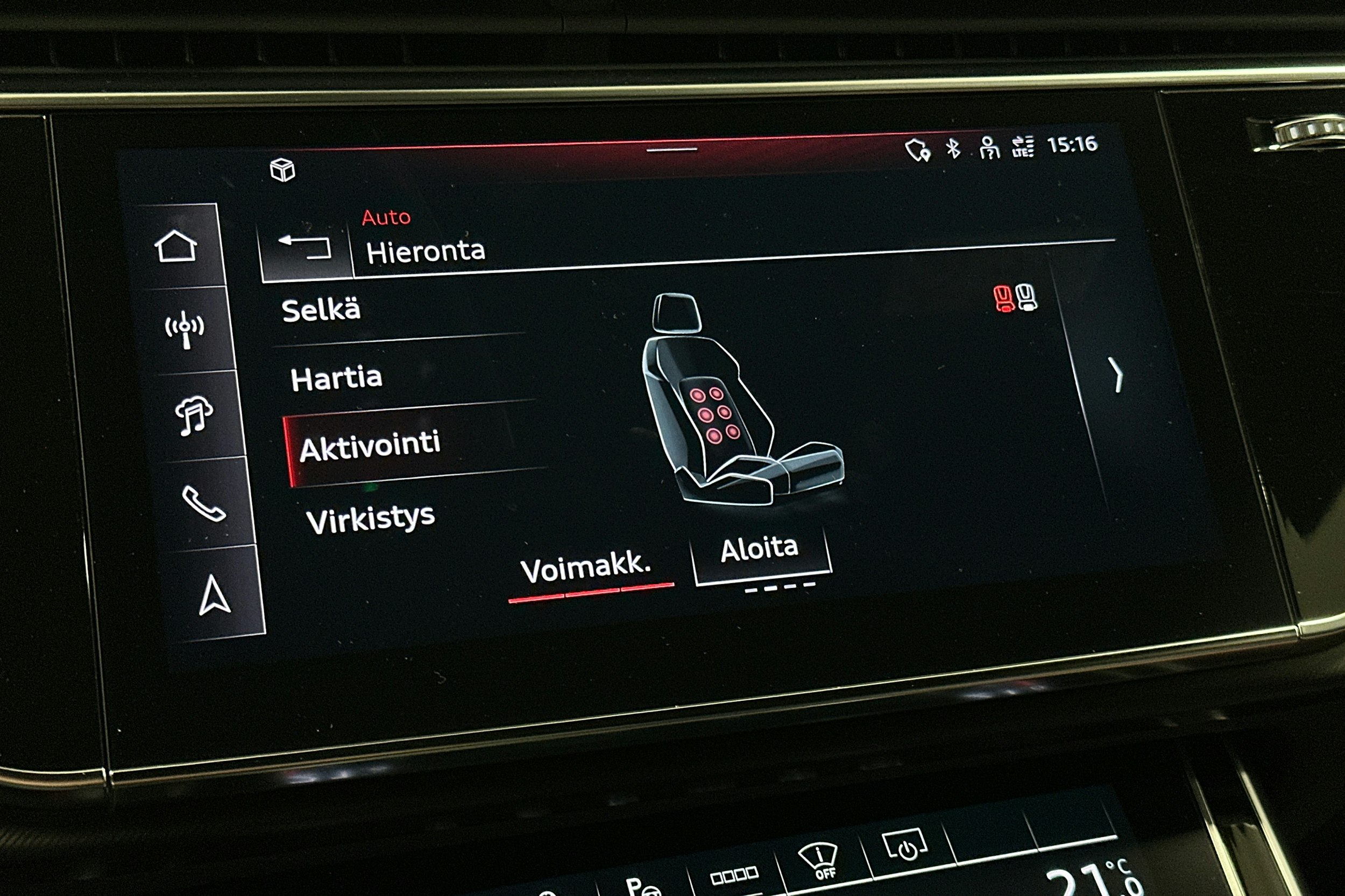 met. musta Audi RS Q8 2025 kuva 29.