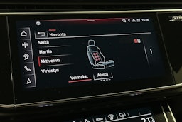 met. musta Audi RS Q8 2025 kuva 29.