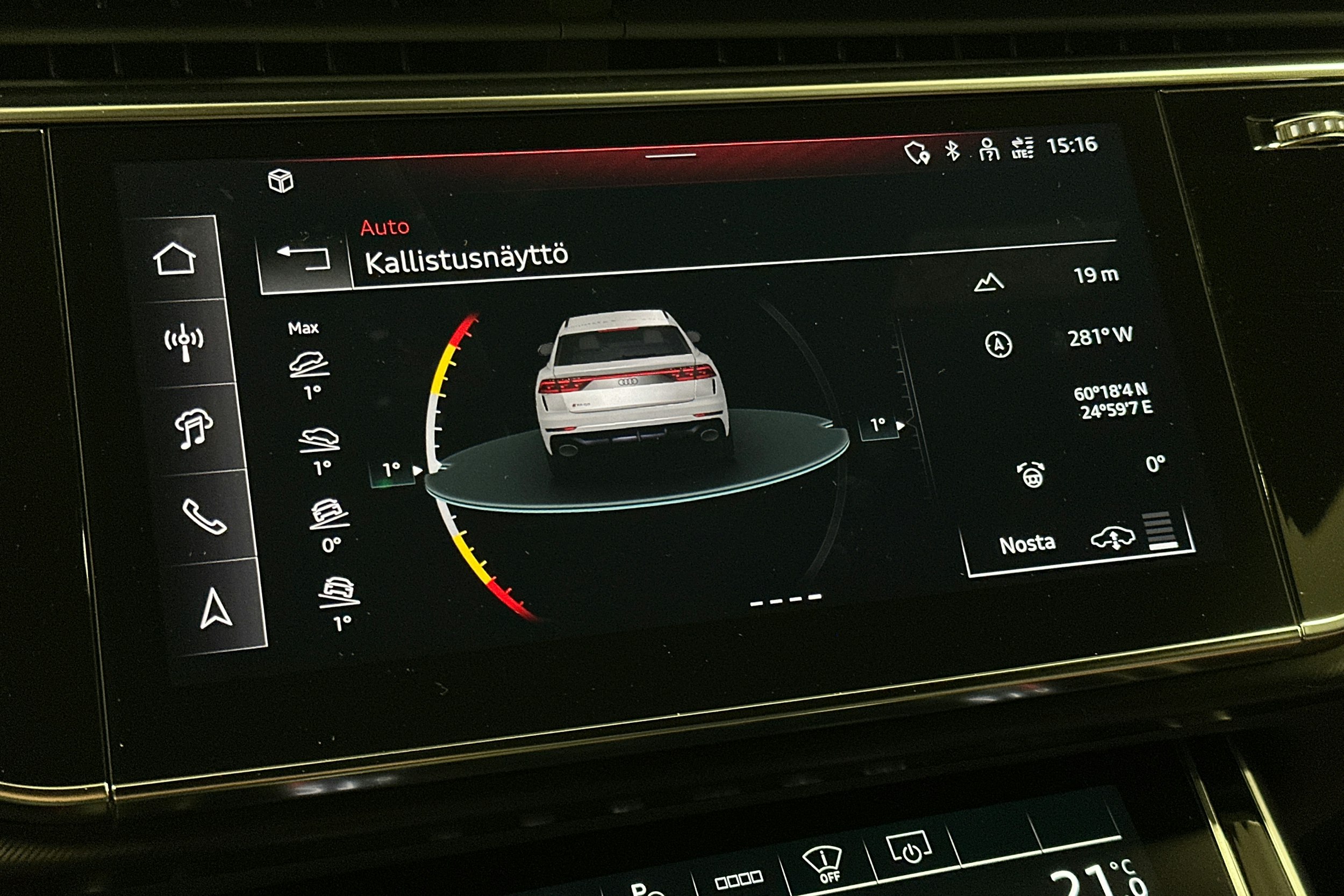 met. musta Audi RS Q8 2025 kuva 31.