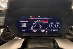 valkoinen Audi RS3 2022 kuva 13.