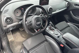 Musta Audi S3 2013 kuva 3.
