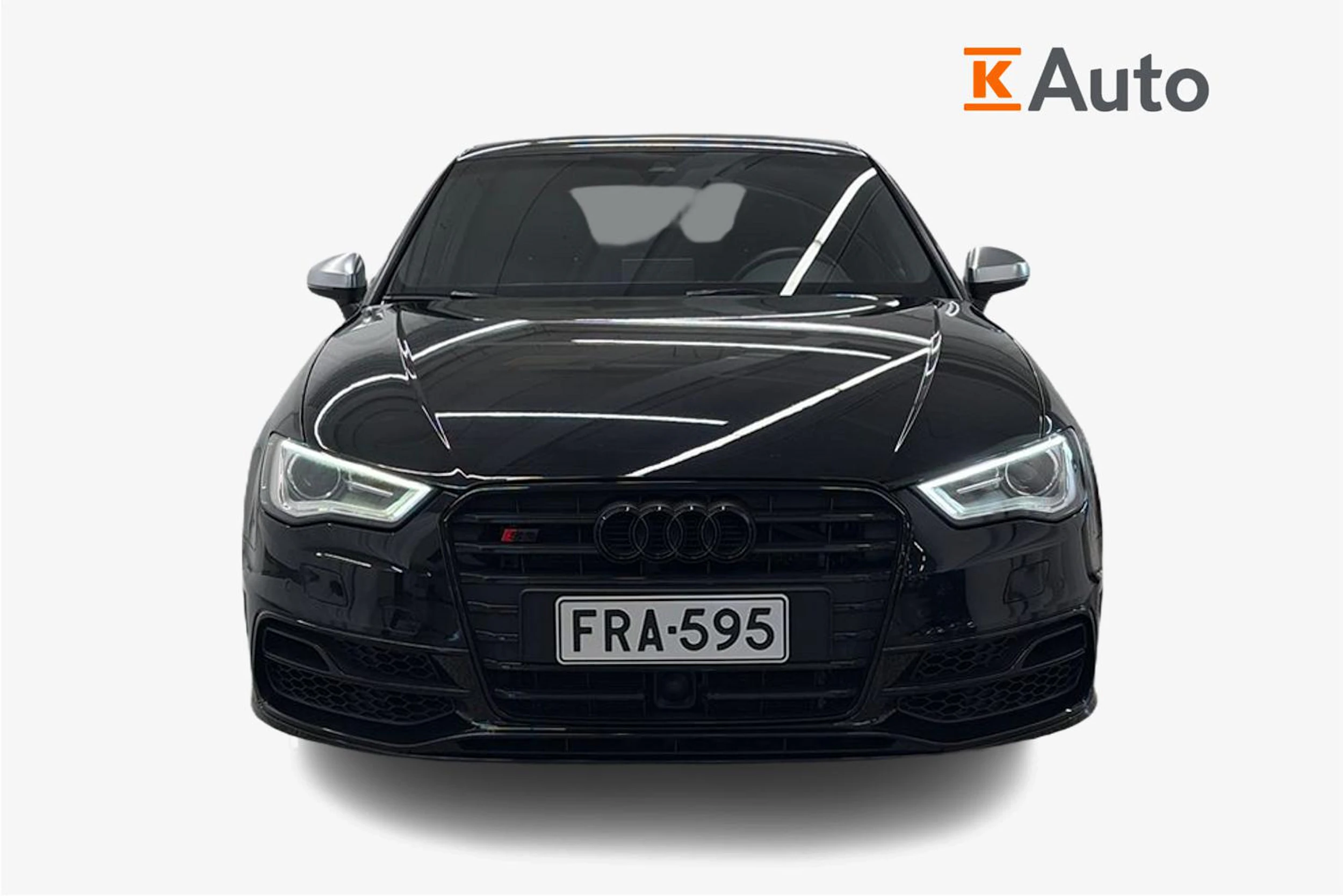 Musta Audi S3 2014 kuva 5.