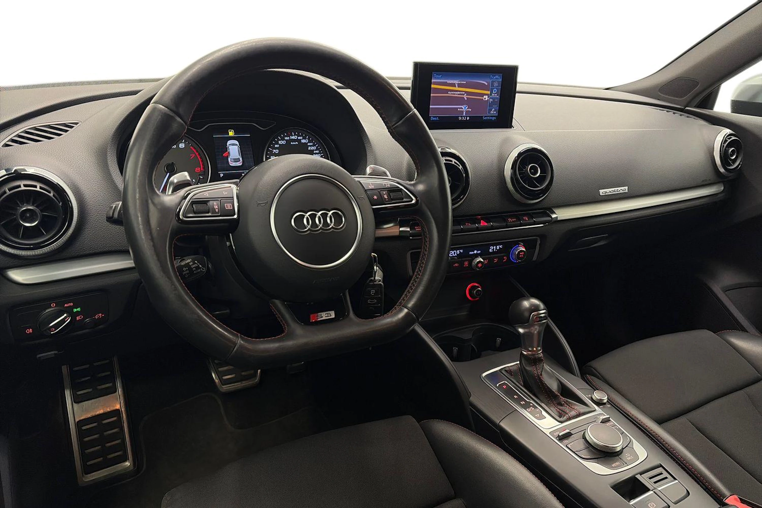 Musta Audi S3 2014 kuva 8.