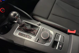 Musta Audi S3 2014 kuva 28.