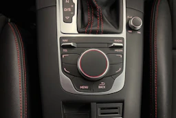 Musta Audi S3 2014 kuva 29.