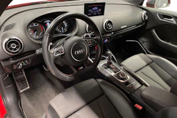 Punainen Audi S3 2014 kuva 6.