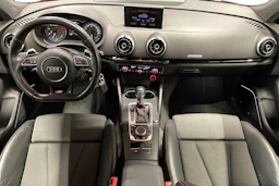 Punainen Audi S3 2014 kuva 7.