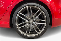 Punainen Audi S3 2014 kuva 9.