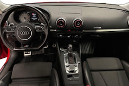 Punainen Audi S3 2015 kuva 9.
