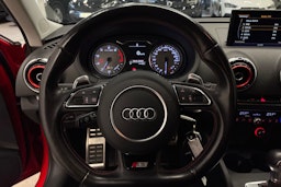 Punainen Audi S3 2015 kuva 15.