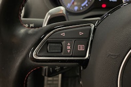 Punainen Audi S3 2015 kuva 16.