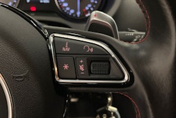 Punainen Audi S3 2015 kuva 17.