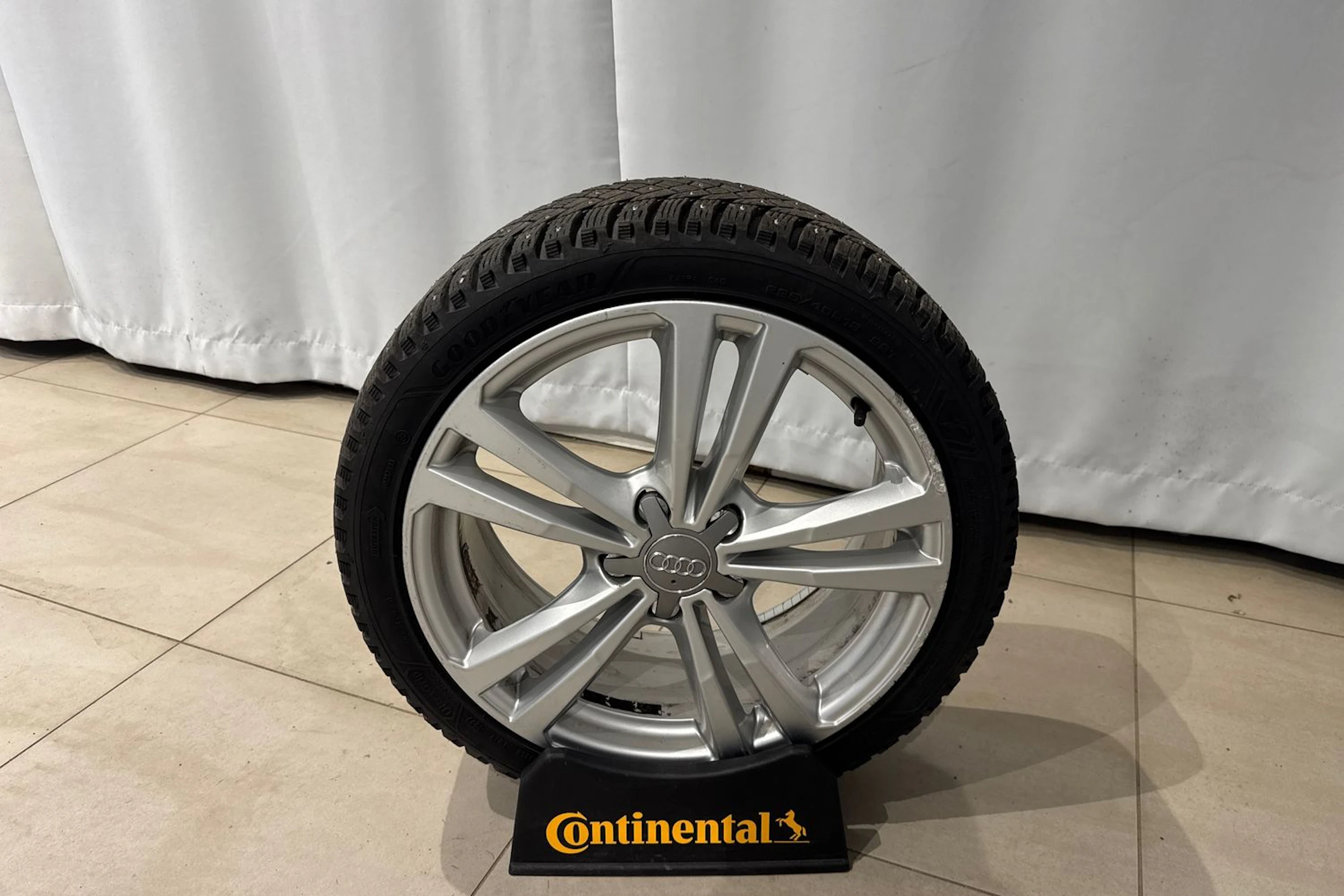 musta Audi S3 2016 kuva 11.