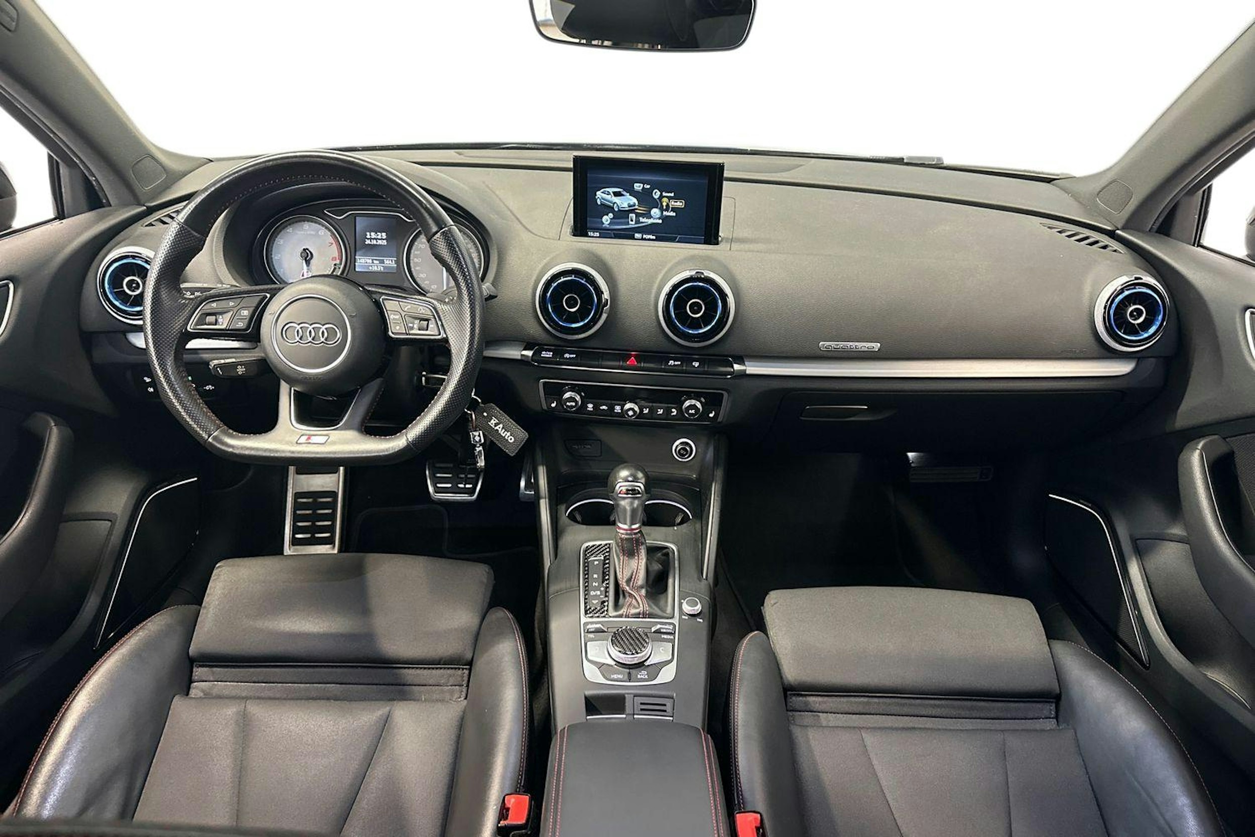 sininen Audi S3 2017 kuva 9.