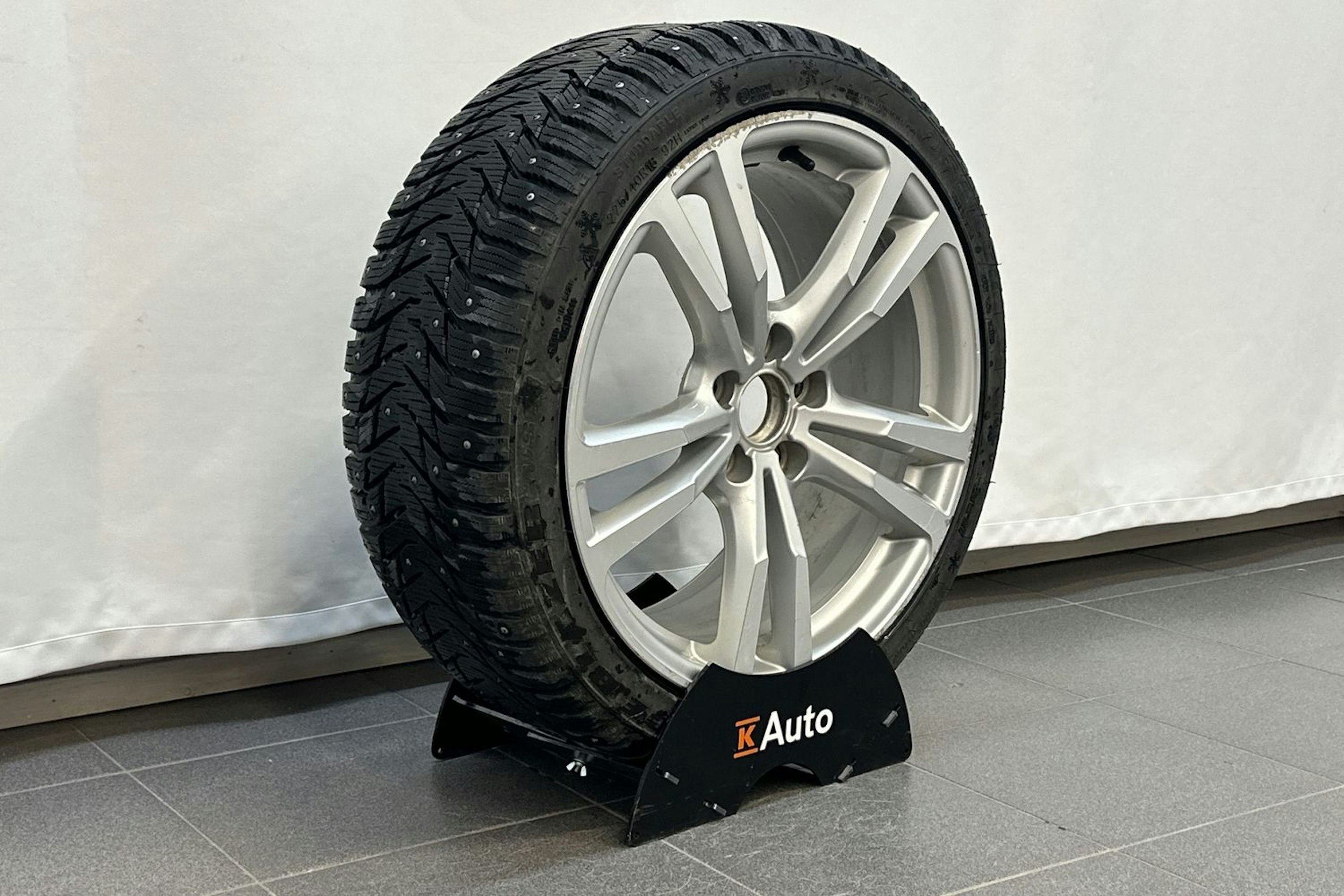 sininen Audi S3 2017 kuva 18.