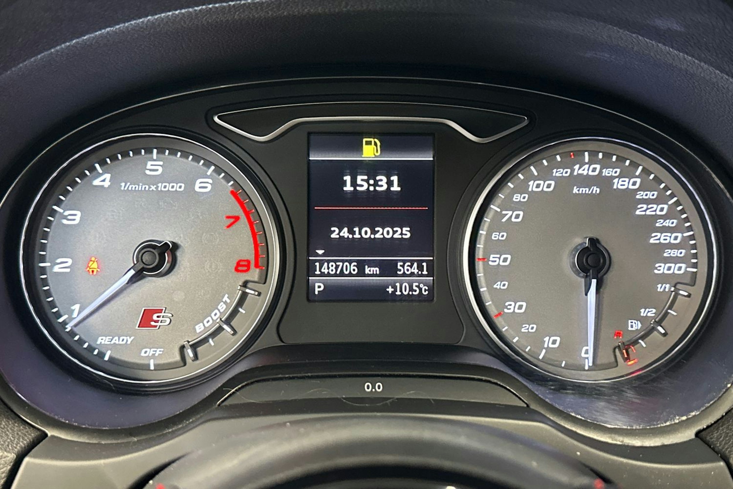 sininen Audi S3 2017 kuva 19.