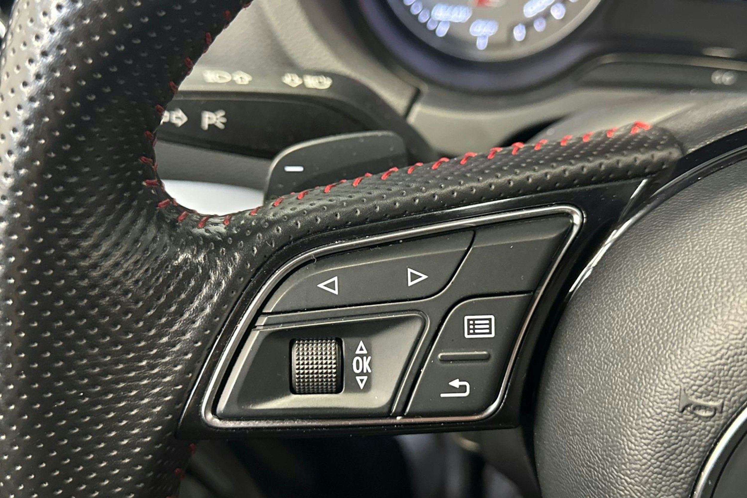 sininen Audi S3 2017 kuva 26.