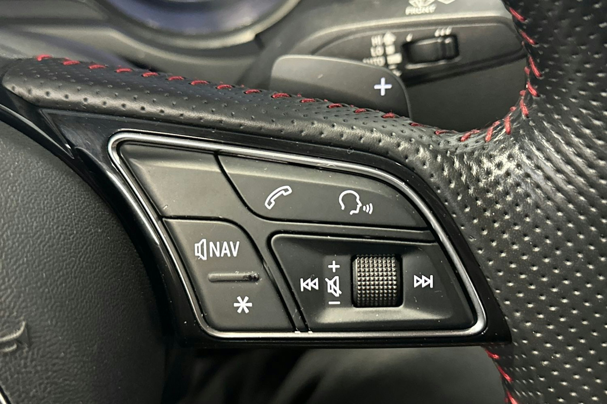 sininen Audi S3 2017 kuva 27.