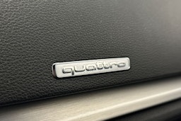 sininen Audi S3 2017 kuva 31.