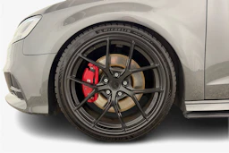 harmaa Audi S3 2018 kuva 9.