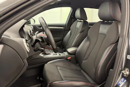 harmaa Audi S3 2018 kuva 11.