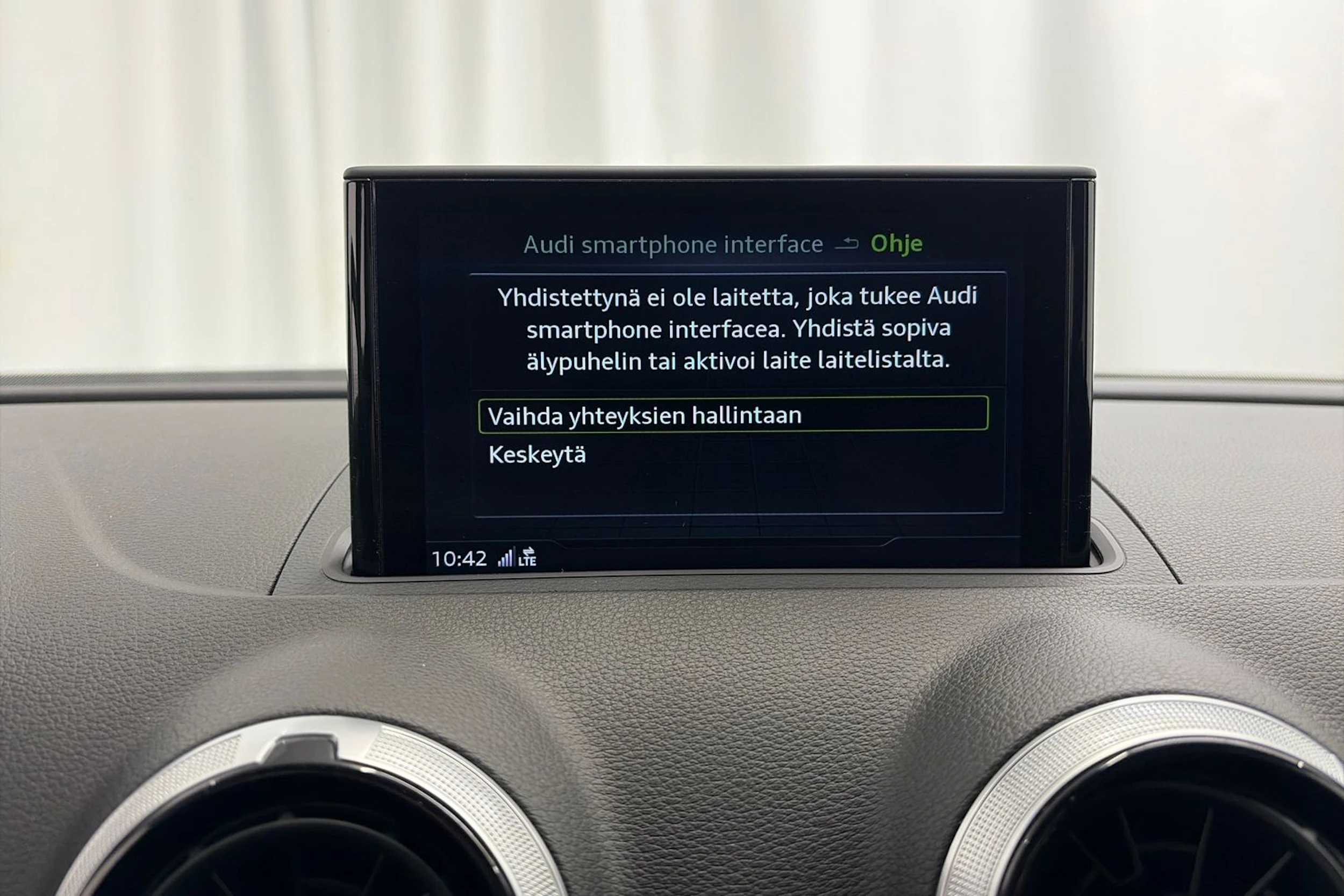 harmaa Audi S3 2018 kuva 20.