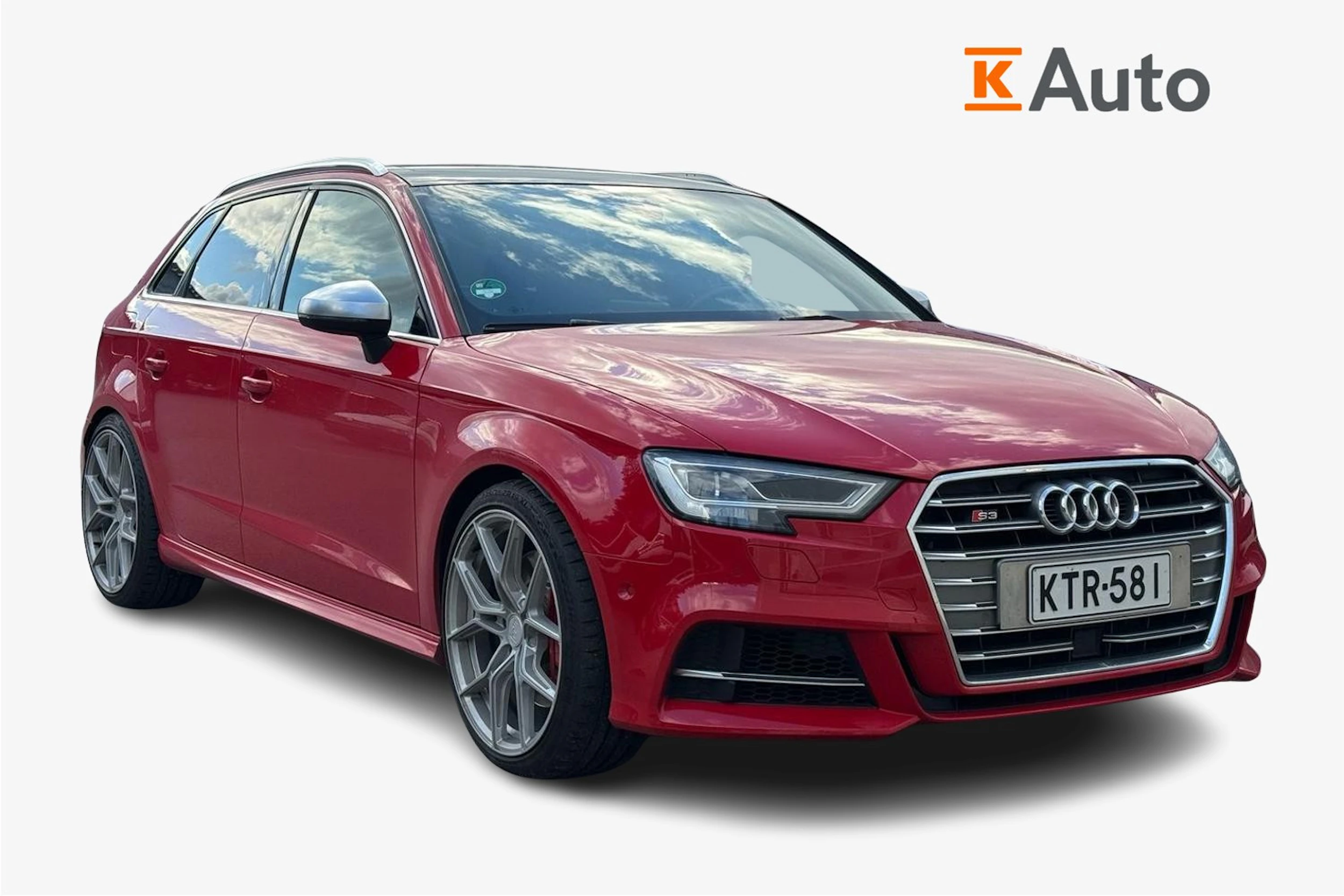 punainen Audi S3 2018 kuva 1.
