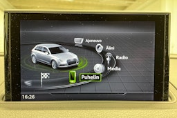 Punainen Audi S3 2019 kuva 17.