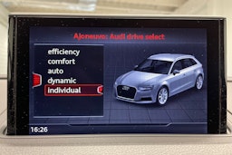 Punainen Audi S3 2019 kuva 18.