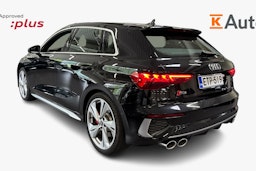 Musta Audi S3 2021 kuva 2.