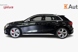 Musta Audi S3 2021 kuva 5.
