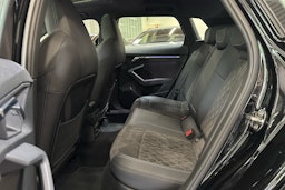 Musta Audi S3 2021 kuva 8.